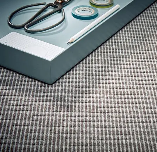 flotex linear karo – t351003/t352003 Integrity² charcoal embossed