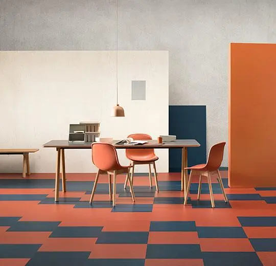 marmoleum modular – t3352 Berlin red