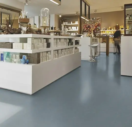 marmoleum solid – 3731 flux